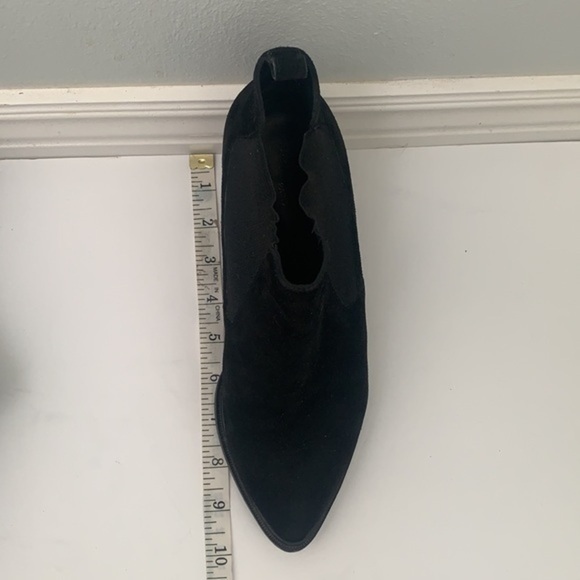 Robert Clergerie Paris Olaf black suede booties in size US9.5